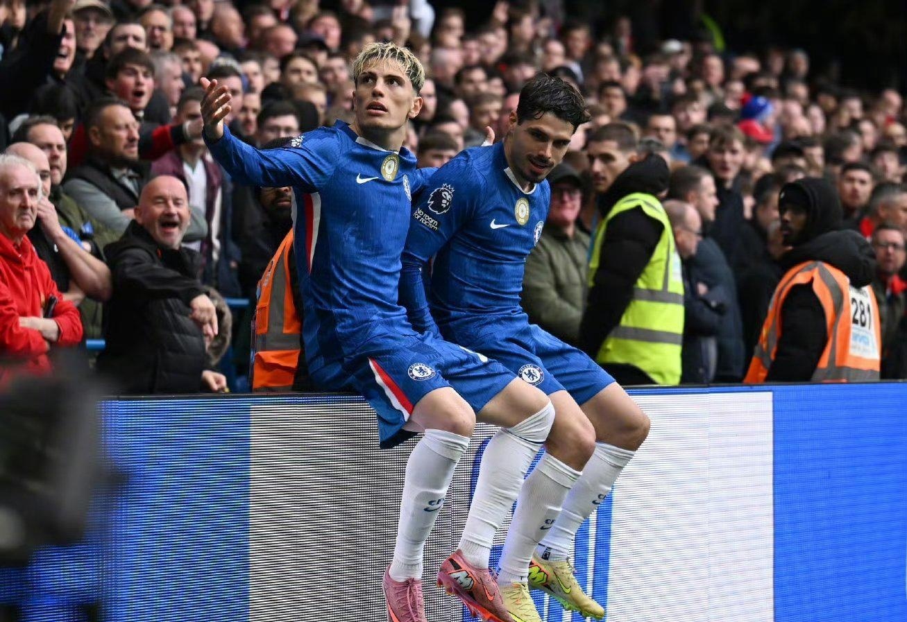 边路合围衔 边路合围衔